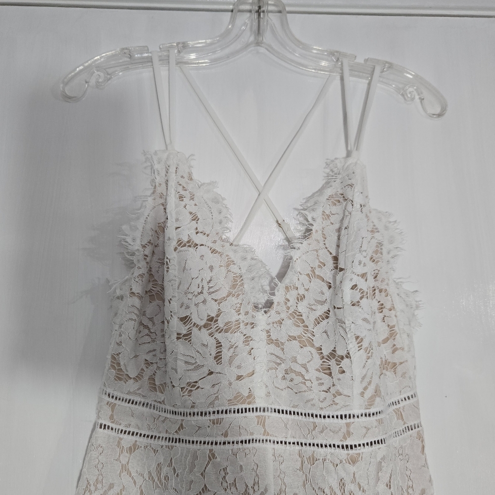 Aakaa Ivory Lace Jumpsuit Graduation/Brides - Picture 5 of 16